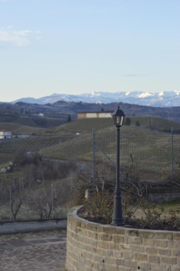 Agriturismo Cascina Rabalot Diano dʼAlba エクステリア 写真